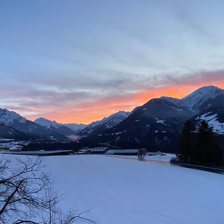 Apartment Wiesenhof - Natur & Weitblick Ueber Innsbruck - Ladestation Fuer Elektroautos Buitenkant foto