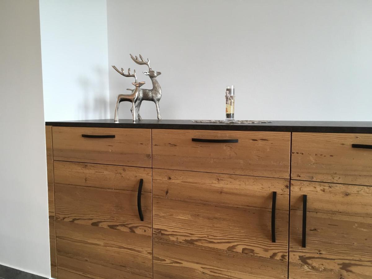 Apartment Wiesenhof - Natur & Weitblick Ueber Innsbruck - Ladestation Fuer Elektroautos Buitenkant foto